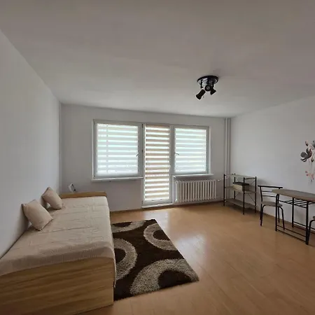 Na Ulicy Bora Komarowskiego 35 Homestay