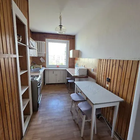 Na Ulicy Bora Komarowskiego 35 Homestay *